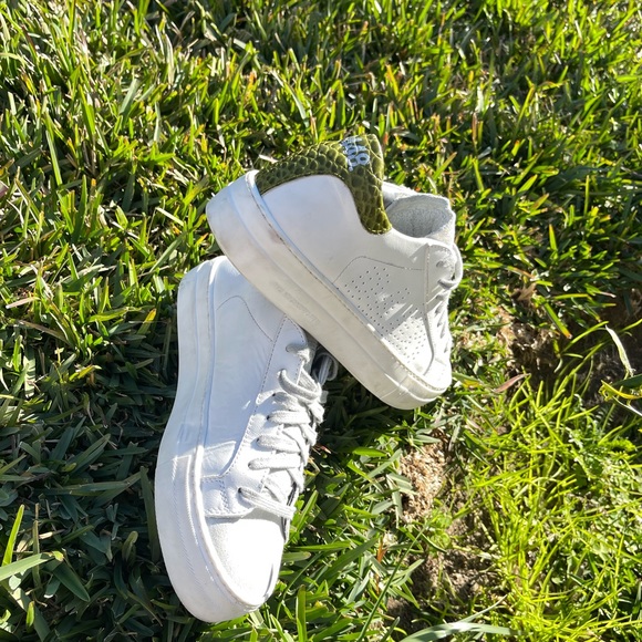 P448 Thea platform sneakers 37white Green Croc Embossed back logo $298 preowned - Picture 10 of 15